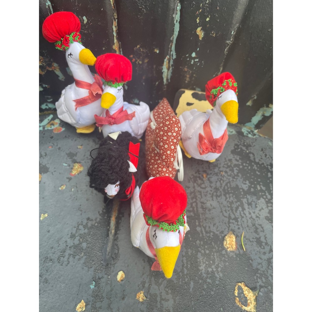 Vintage Farmhouse Plush Ornaments Lot Geese Calico Hen Black Sheep Country Decor